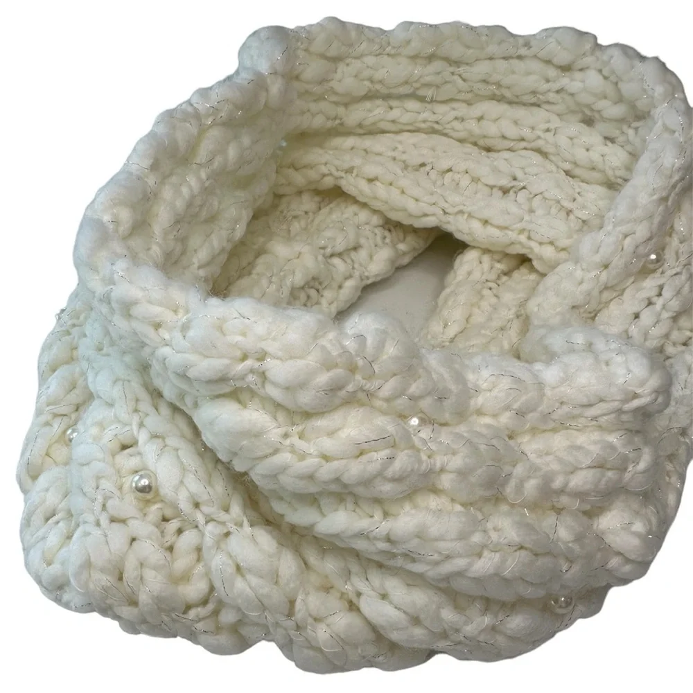 Ann Taylor Infinity Scarf Cable Knit Pearl Cream Women’s Accessories NWOT